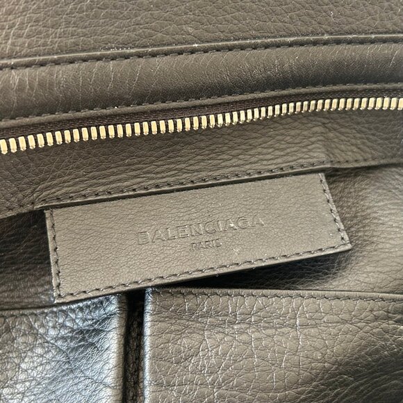 BALENCIAGA LARGE BLACK LEATHER PAPIER A4 TOTE BAG - Picture 13 of 14